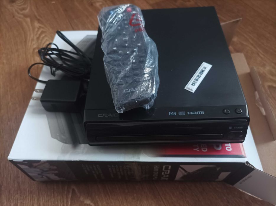 Компактний USB DVD MP3 плеєр відео програвач з пультом і HDMI роз'ємом