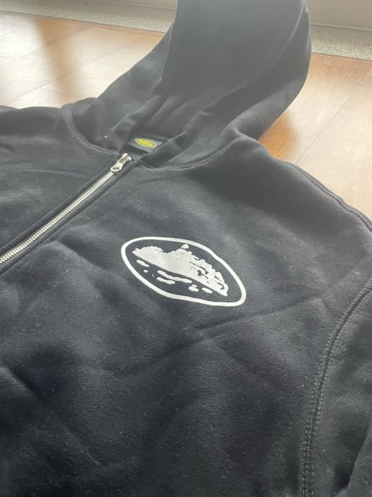 Casaco Corteiz preto logo grande corteiz atras novo