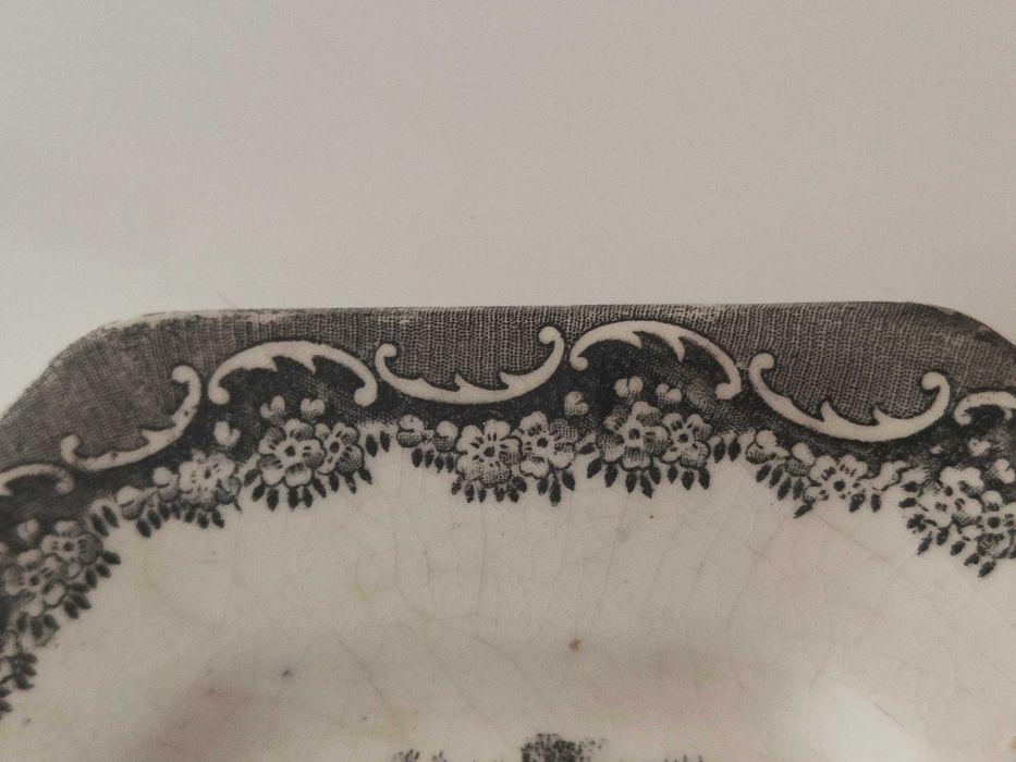 Travessa | Motivo Estátua | Sacavém | Decoração Invulgar