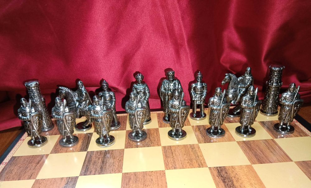 Jogo de Xadrez Medieval