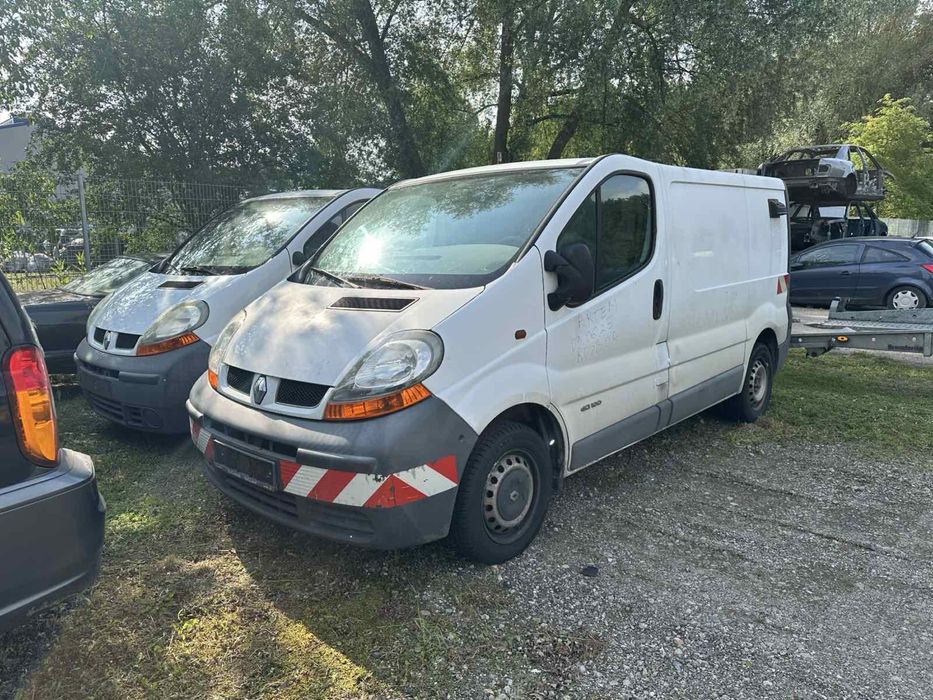 Авторозборка Трафік Віваро Raffic Vivaro 2001-2014 навісне двигуна