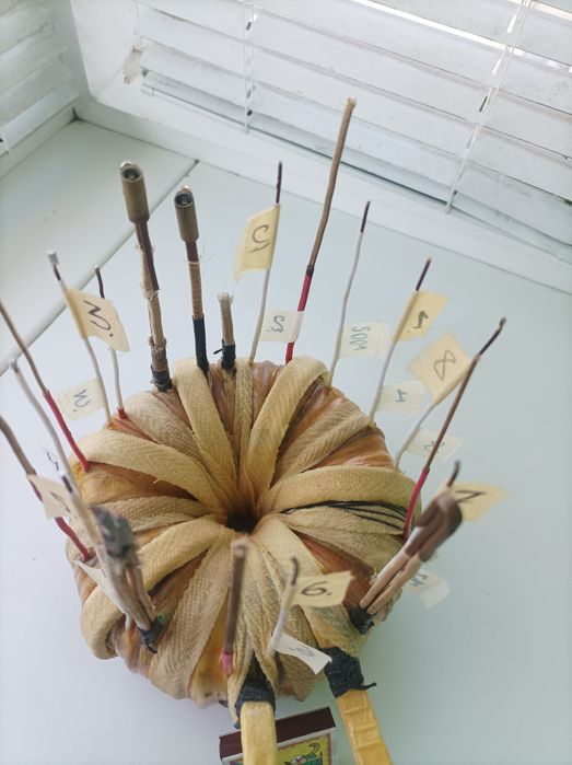 Трансформатор для зарядного или точечной сварки.