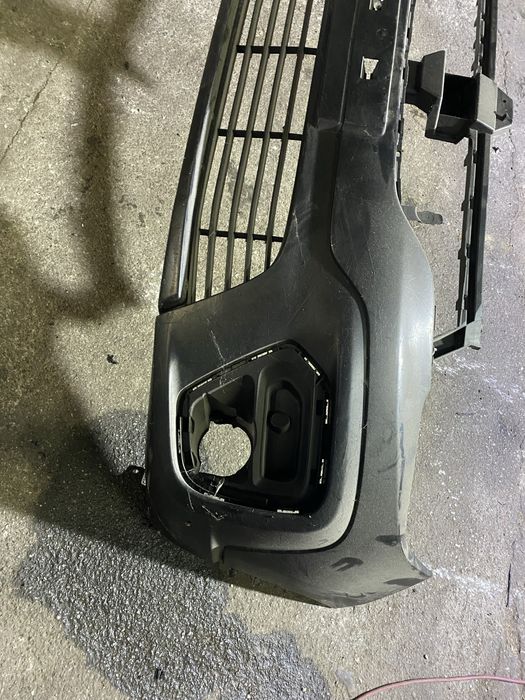 Párachoque Renault kangoo