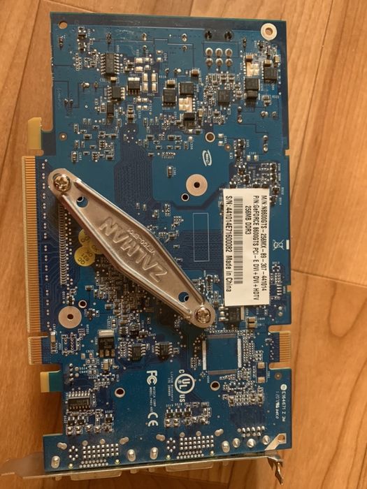 Видеокарта GeForse 8600 GTS 256 MB