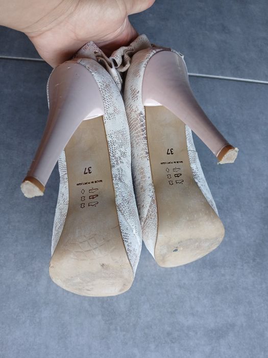 Sapato alto rosa dourado cerimónia festa