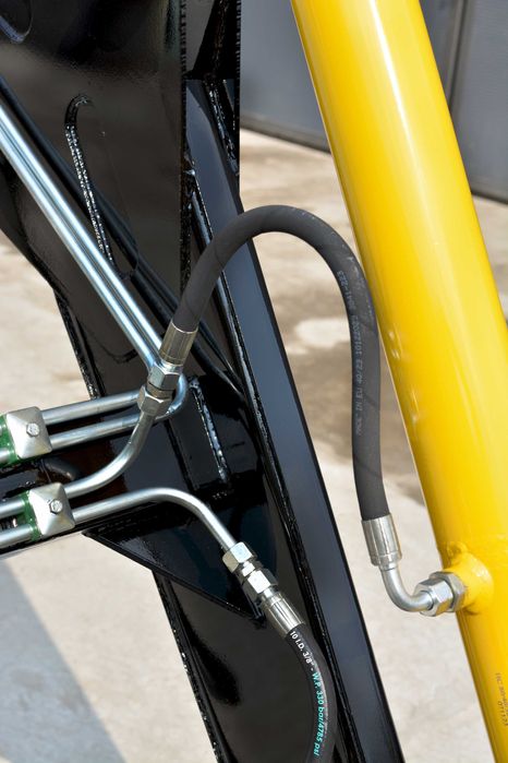 Фронтальний навантажувач General-Х | 2000 кг | Від виробника