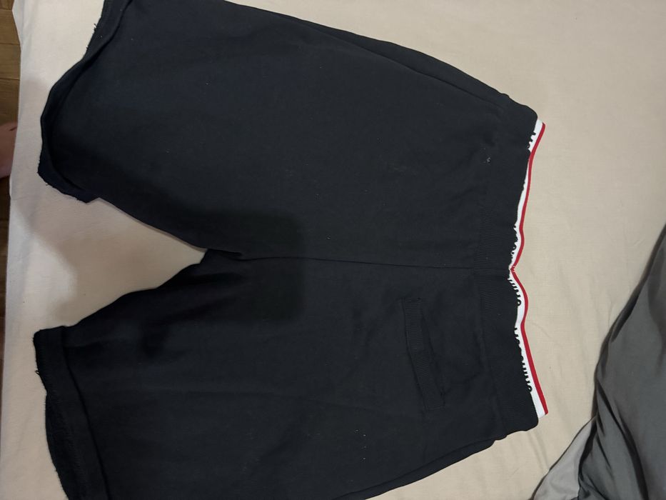 Calções Mochino verão