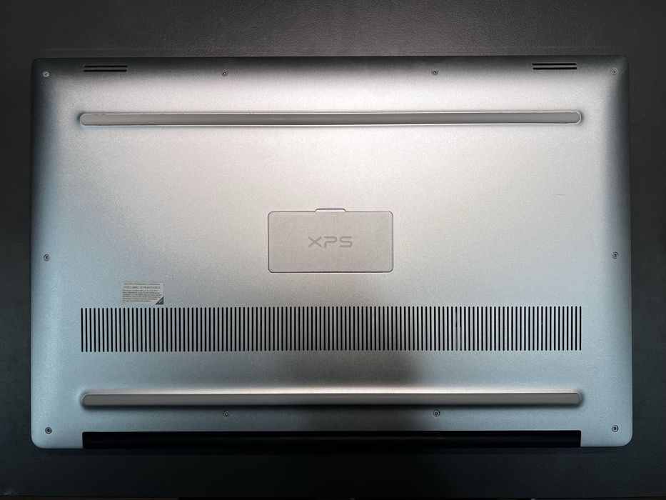 Dell XPS 15 7590 (2019) 4K Touch | GTX 1650