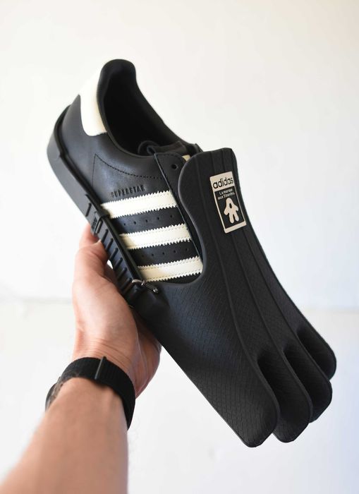 adidas Superfinger Superstar x AVAVAV - 43 1/3 - nowe buty