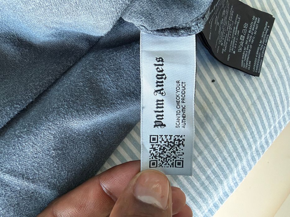 Roupas usadas em perfeito estado
