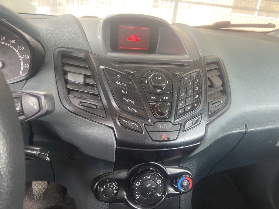 Ford fiesta comercial