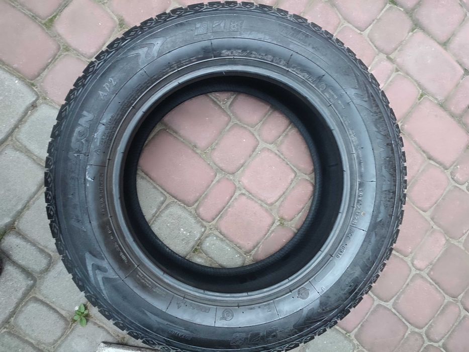 Шини, колеса 215/65/16