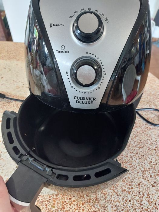 Air Fryer Cuisinier Deluxe