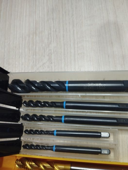 Метчик Yamawa (Япония), Baer, OSG s-sft , Fanar, WALTER AG.
WALTER AG