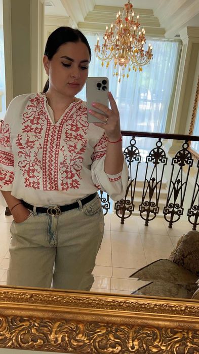 Продам гарну вишиванку