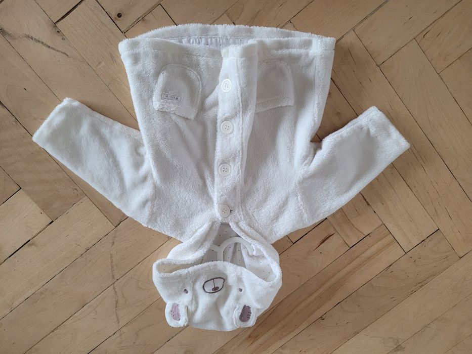 Pluszowa wiosenna bluza/kurtka r.74