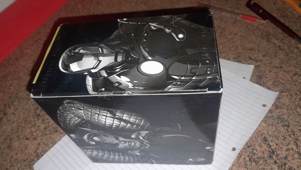 Estátua  capitao america