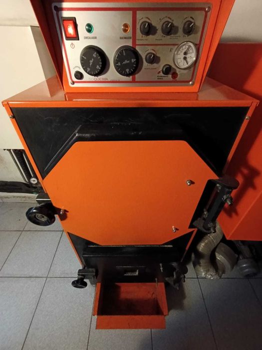 Caldeira a Pellets LusoQueima em Ótimo Estado