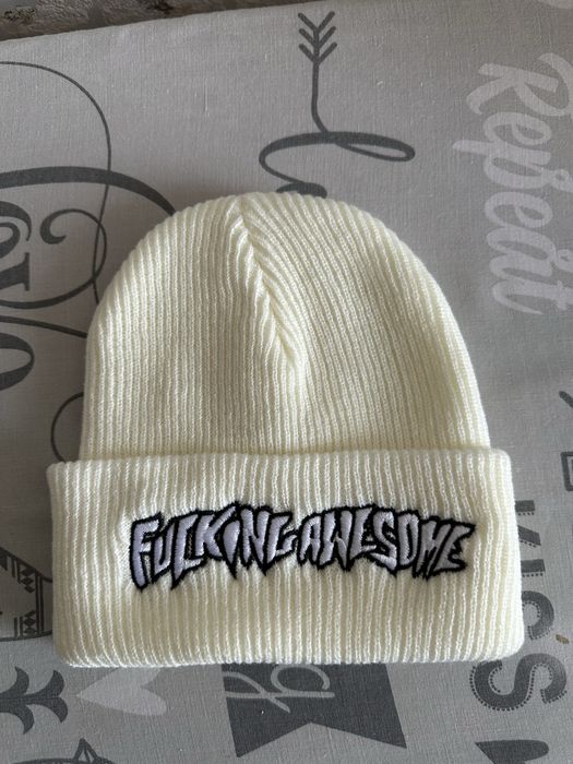 Шапка Fcking Awesome