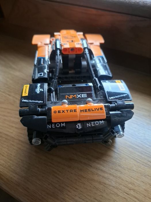 Lego technic samochod z napędem