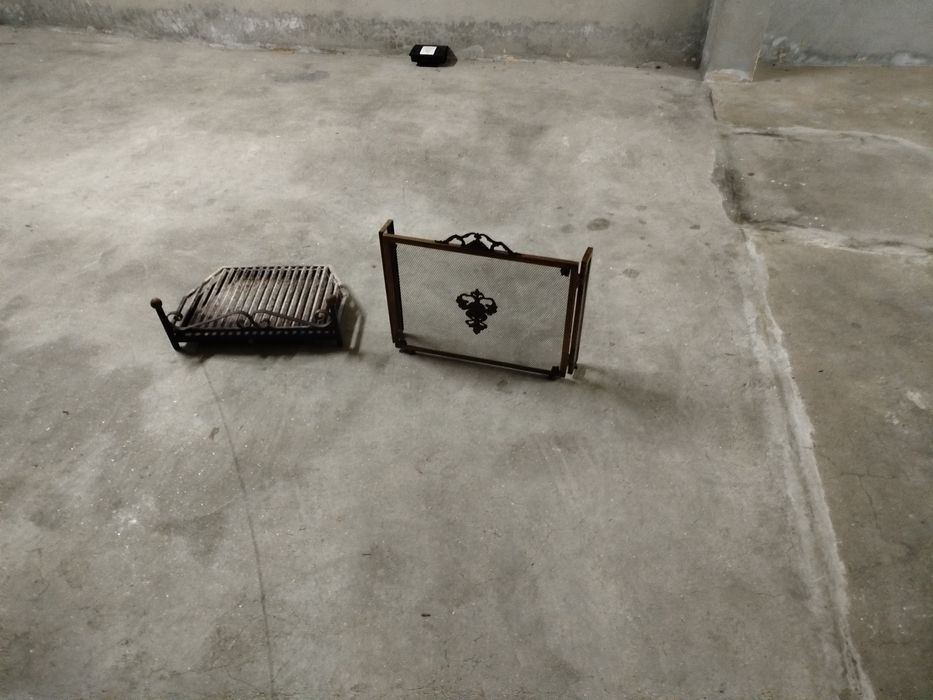 Base+resguardo lareira pouco uso