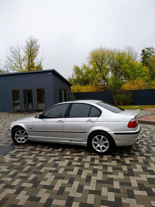 BMW 3 Series 2000