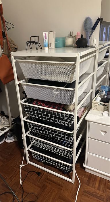 Comoda metalica Ikea Jonaxel
