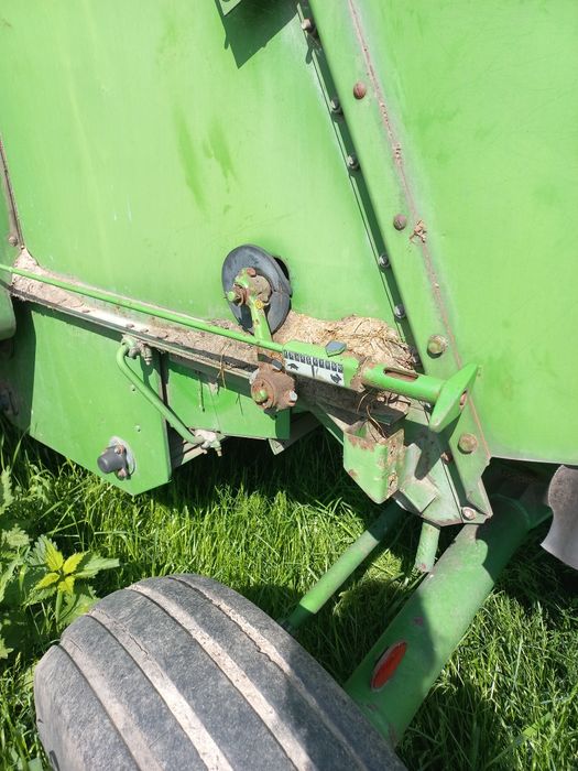 Комбайн John Deere 1042