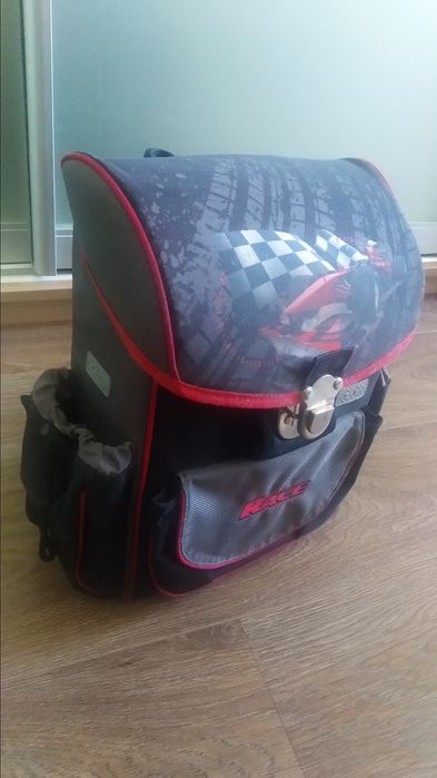 Шкільний рюкзак .стан нового.