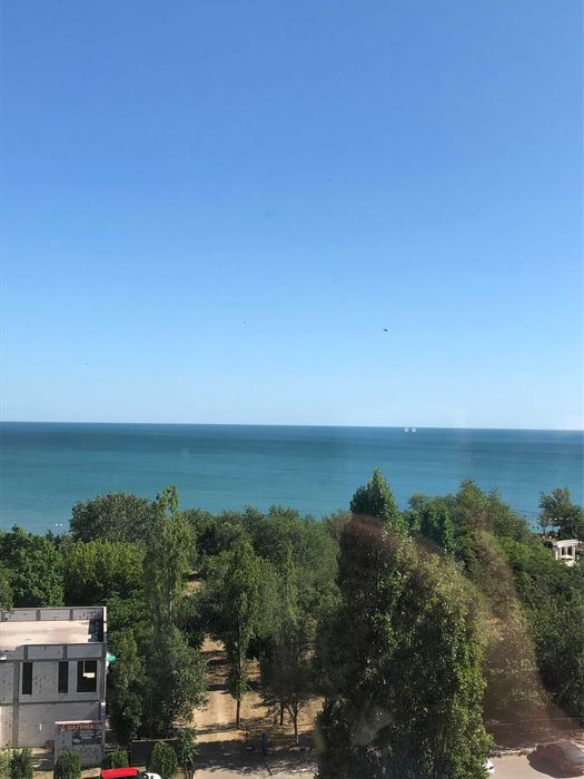 Продам:2-х к.кв.,общ.68м,с ремонтом,необычная планировка.