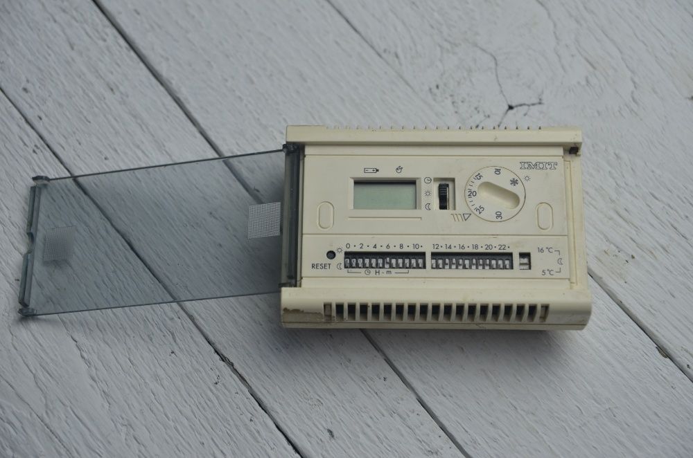 Programator czasowy pieca centralnego c.o