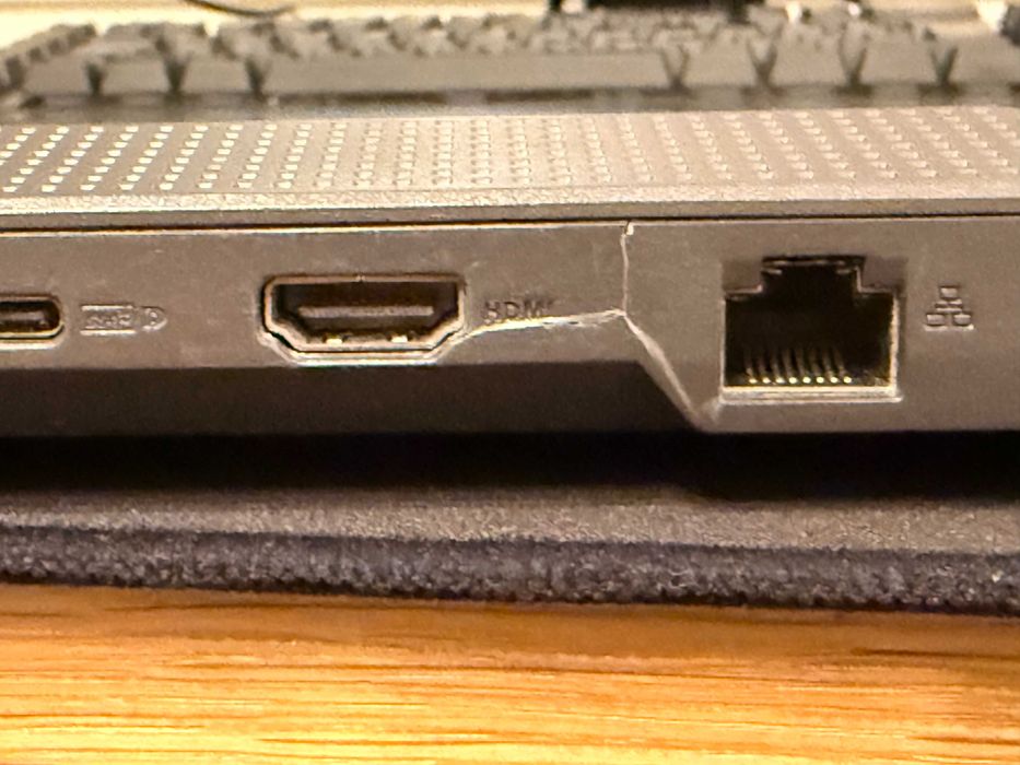 Portátil Gaming ASUS ROG Strix G513 – Ryzen 7 / GTX 1660 Ti / 144Hz