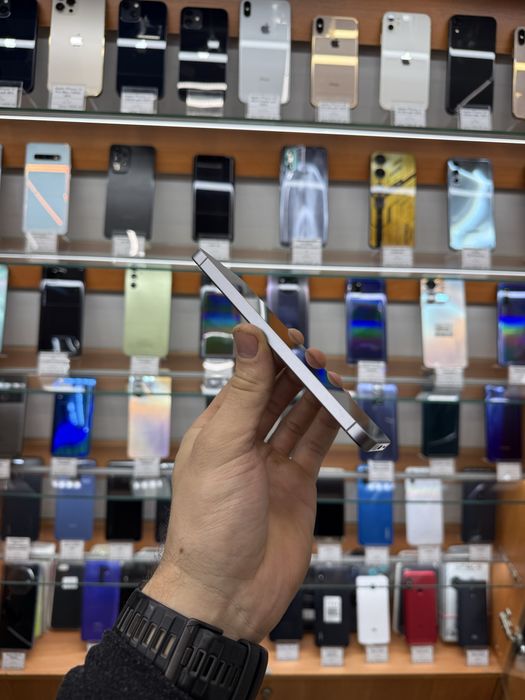 Samsung S25 12/128gb  10/10 гарний стан