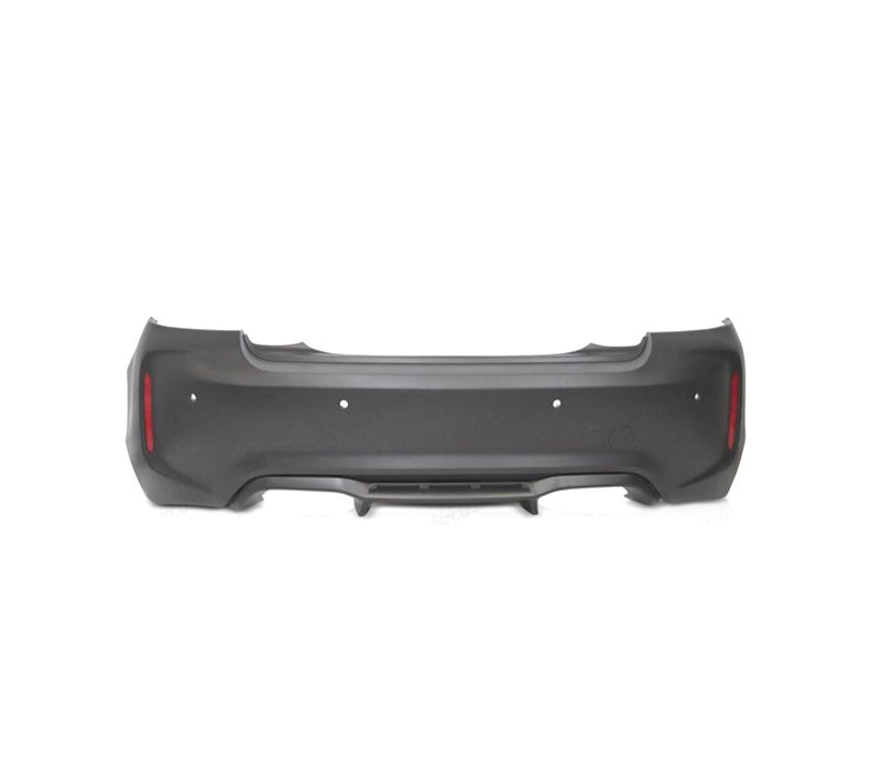 PARA-CHOQUES TRASEIRO BMW F22 F23 LOOK M2C PDC