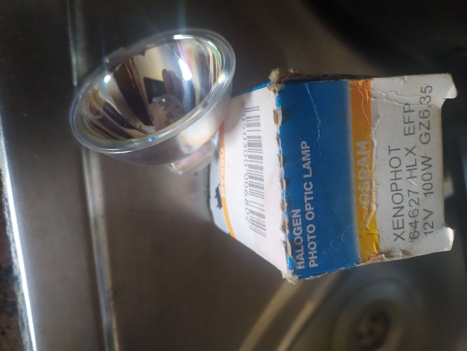 Lampada de halogenio,de 12v e 100w