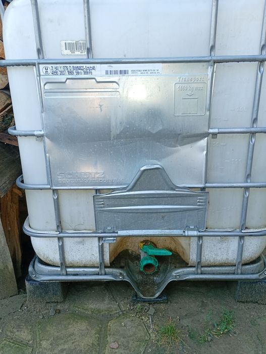 Продам бочку кубову