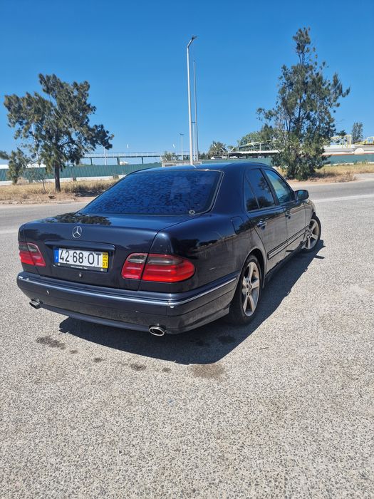 Mercedes-Benz E220 cdi Avantgarde W210