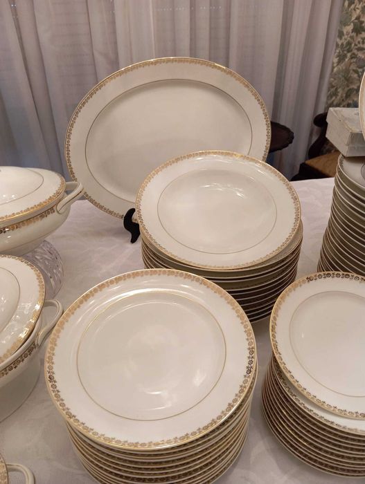 Serviço Jantar Vista Alegre 74 peças