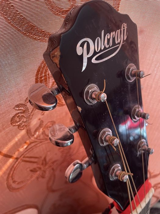Продам акустичну гітару Polcraft