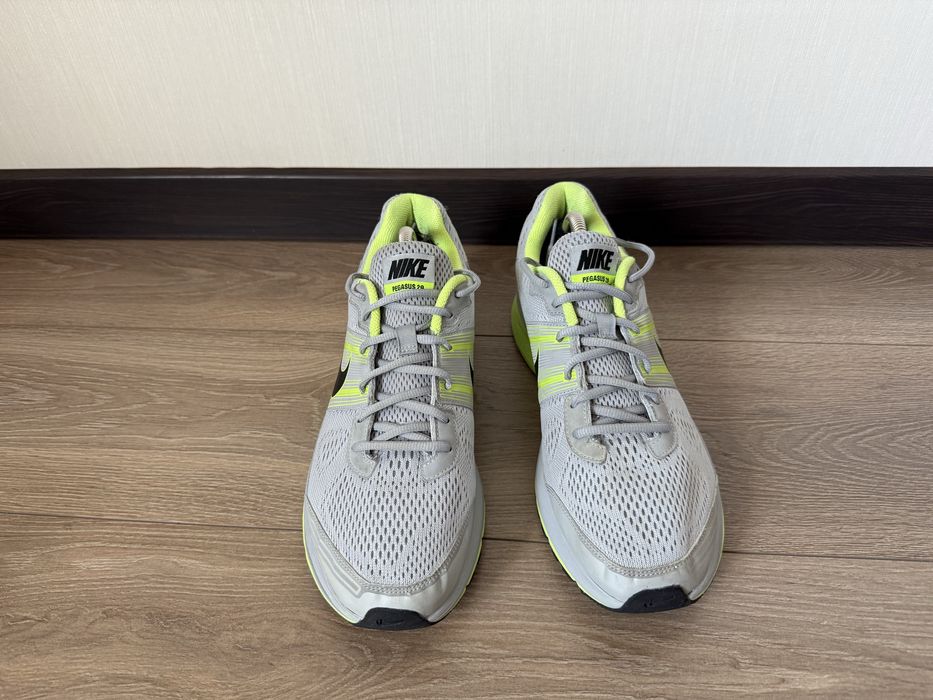 Кросівки Nike 45.5 розмір