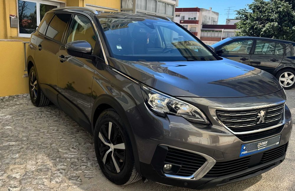 Peugeot 5008 1.6 BlueHDi Automático | 7 Lugares | GPS CarPlay Câmara