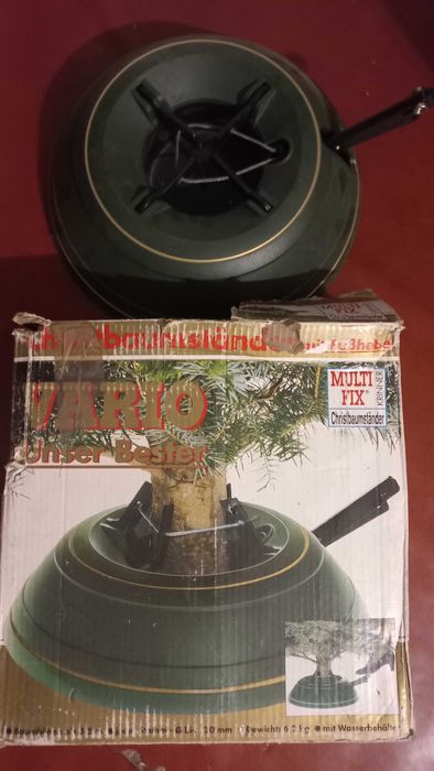 Тримач  ялинки. Німеччина.