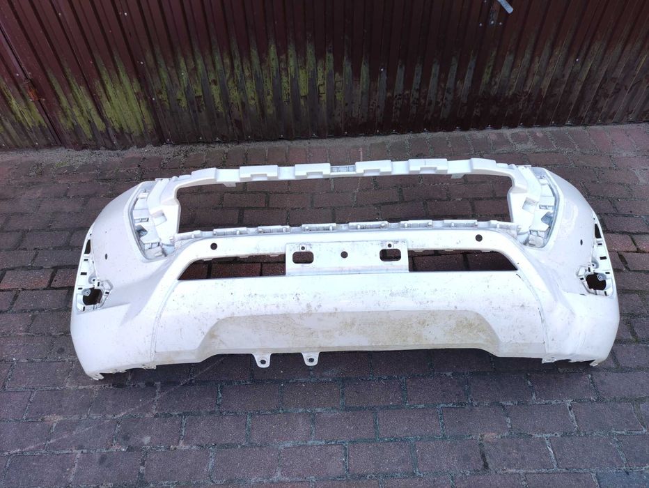 Toyota Hilux 8 VIII LIFT 20- zderzak przód oryginał