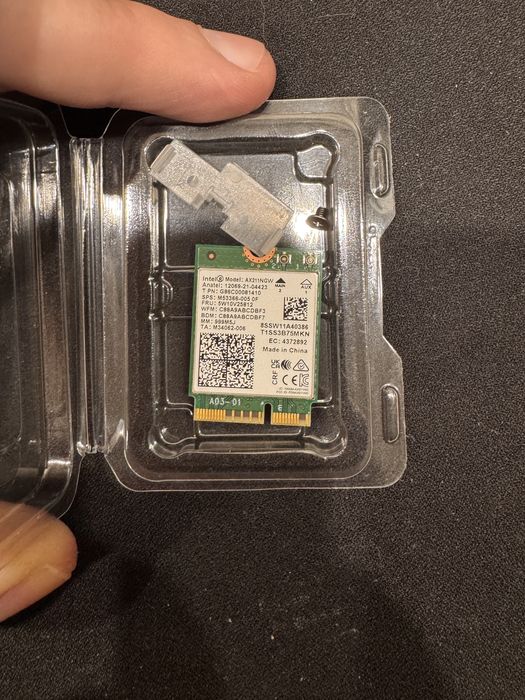 Продам Wi-Fi 6Е адаптер Intel AX211NGW