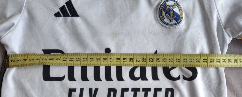 komplet koszulka spodenki Real madryt Vinicius Vini jr dziecięca 128