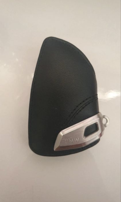 Chave BMW CAS4 (necessita profissional para reprogramar)