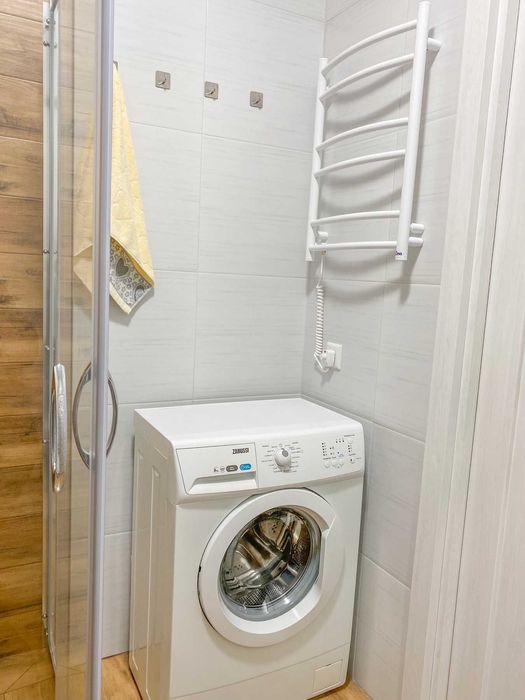 Терміново! Рауш біля Агори 1к з новим ремонтом та меблями!