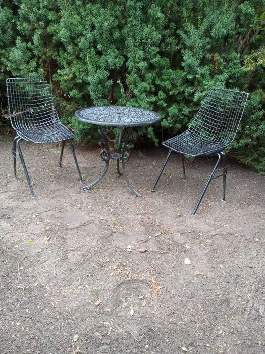 2x Krzesło siatkowe proj. H. Sztaba, czarne + stolik