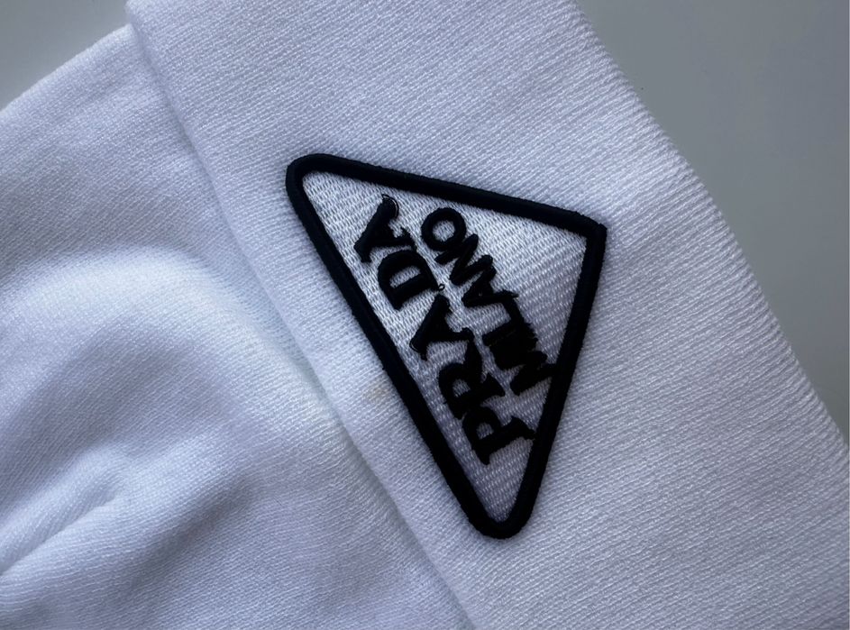 Шапка женская Прада