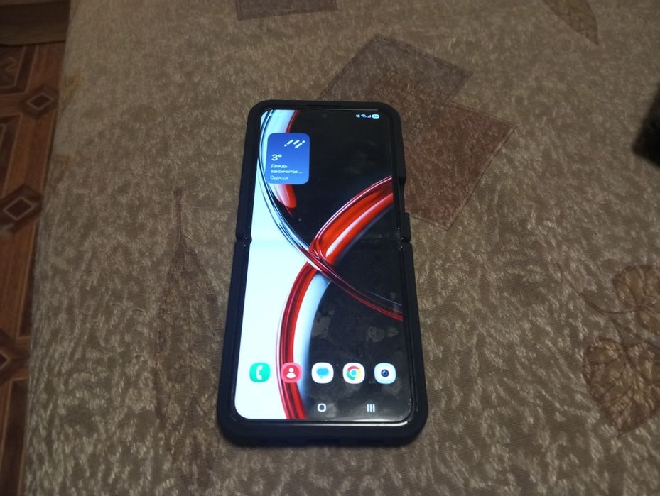 Продам Samsung flip 5